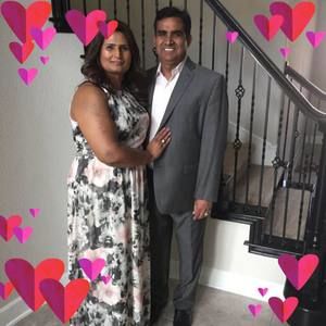 Meet your Posher, Munira